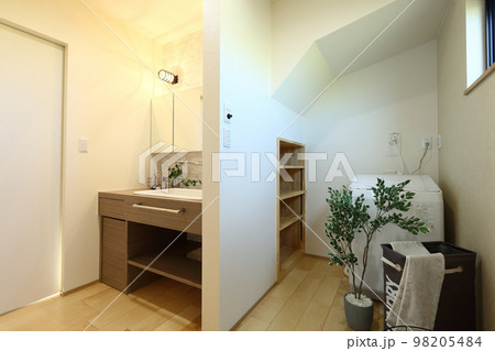 デザイナーズハウス お洒落な洗面脱衣室 デザイナーズハウス お洒落な洗面脱衣室 98205484