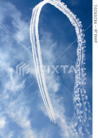 百里基地航空祭2022のブルーインパルス曲技飛行 百里基地航空祭2022のブルーインパルス曲技飛行 98209201