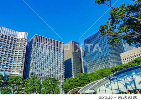 【東京の都市風景】和田倉濠と丸の内・大手町周辺の都市風景 【東京の都市風景】和田倉濠と丸の内・大手町周辺の都市風景 98209380