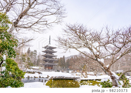 定義如来　西方寺　五重塔 98210373