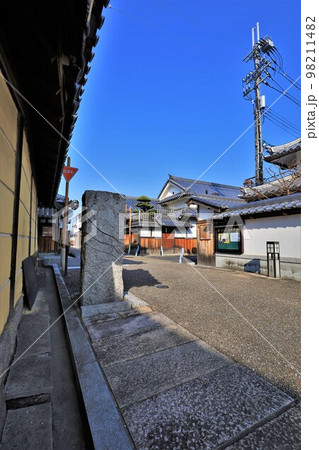 富田林寺内町(大阪府富田林市富田林町・重要伝統的建造物群保存地区) 富田林寺内町(大阪府富田林市富田林町・重要伝統的建造物群保存地区) 98211482