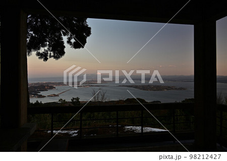 枕木山からの大山 98212427