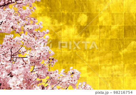 金箔の背景に雲が光る、満開の桜を琳派風に描いた背景アート 98216754