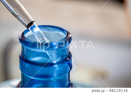 浄水器の水 浄水器の水 98219116
