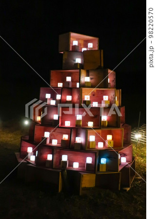 フラワーガーデンのライトアップ 98220570