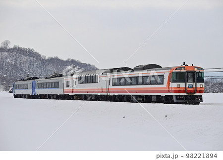 石北本線 伊香牛ー愛別 JR北海道 キハ183-8565(苗穂) 大雪 石北本線 伊香牛ー愛別 JR北海道 キハ183-8565(苗穂) 大雪 98221894