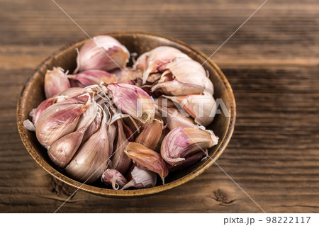 Organic garlic 98222117