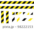 工事現場の黄色と黒のストライプ柄の線のセット 98222153