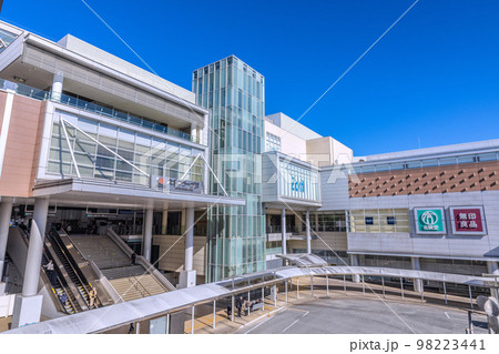 日本の横浜都市景観 たまプラーザ駅前などを望む 日本の横浜都市景観 たまプラーザ駅前などを望む 98223441