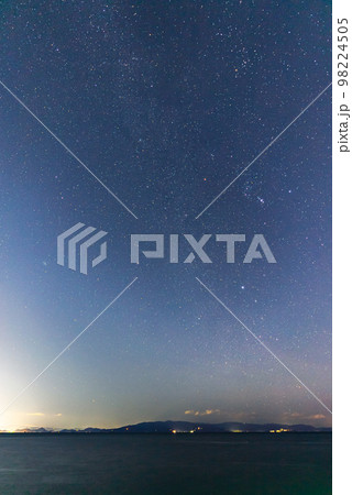 東名高速道路由比PAの星空 東名高速道路由比PAの星空 98224505