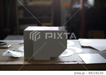 ステンレスで製作した部品 98228220