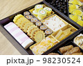 新年のおせち料理 98230524