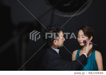 ヘアメイク 撮影 ヘアメイク 撮影 98230694