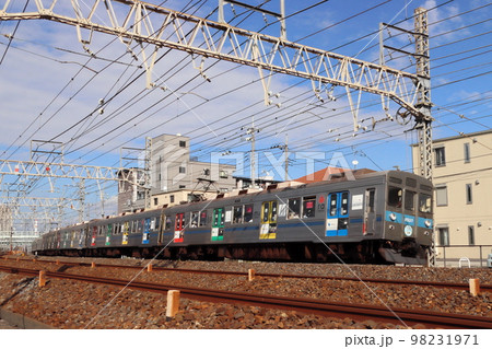 引退間際の東急田園都市線8500系（青帯：Bunkamura号） 98231971