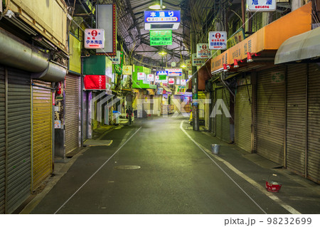 大阪 鶴橋の町並み 大阪 鶴橋の町並み 98232699