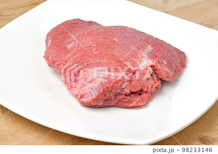 国産牛の「牛ほほ肉」「牛ホホ肉」「牛頬肉」、部位、貴重、レア。 98233146