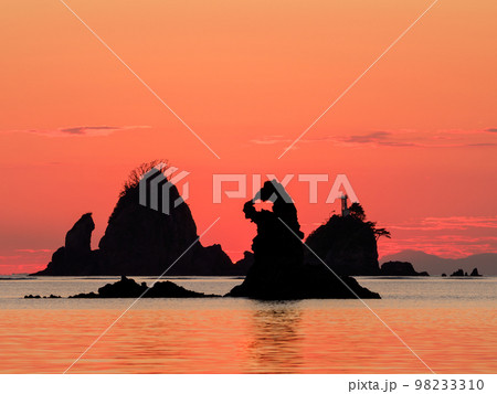 静岡西伊豆_大田子海岸の夕陽 静岡西伊豆_大田子海岸の夕陽 98233310