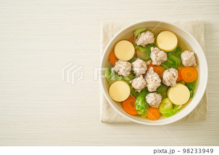Clear Soup with Tofu and Minced Pork 98233949