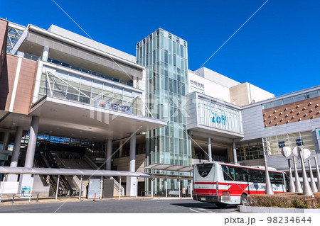 日本の横浜都市景観　たまプラーザ駅などを望む 98234644