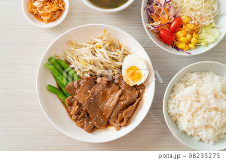 stir-fry Teriyaki Pork with sesame seeds ,mung bean sprouts, boiled egg and rice set stir-fry Teriyaki Pork with sesame seeds ,mung bean sprouts, boiled egg and rice set 98235275