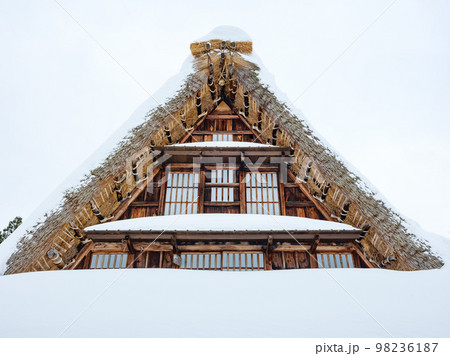 富山_豪雪の五箇山合掌集落 98236187