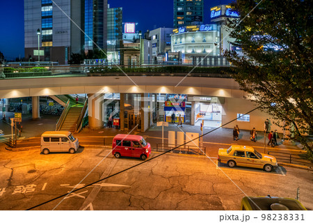 東京練馬の都市風景 大泉学園駅 東京練馬の都市風景 大泉学園駅 98238331