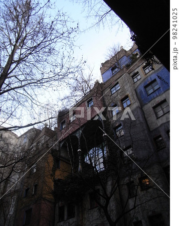 ウィーンの風景　Wiener Landschaft 98241025