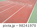 スポーツ 陸上 ランニング 98241970