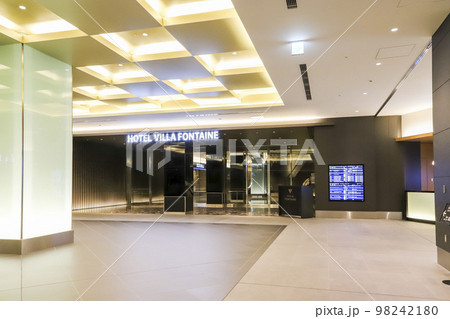 羽田エアポートガーデンのホテルヴィラフォンテーヌと泉天空の湯の2Fエントランス 98242180