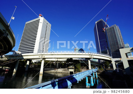 東京 浜松町駅付近のオフィス街 東京 浜松町駅付近のオフィス街 98245680