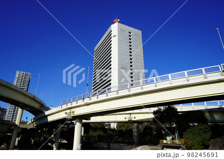 東京 浜松町駅付近のオフィス街 東京 浜松町駅付近のオフィス街 98245691