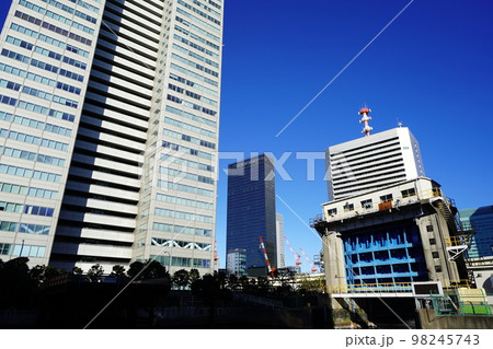 東京 浜松町駅付近のオフィス街 東京 浜松町駅付近のオフィス街 98245743