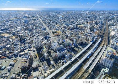 浜松市　アクトタワー展望回廊からの眺め（浜松駅方面） 98246213