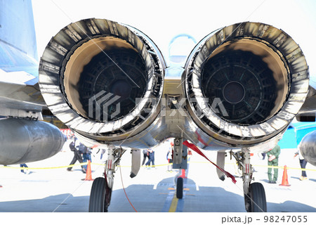 F-15 イーグル 戦闘機 エンジン・ノズル 排気口 98247055