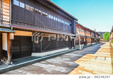 石川県金沢市 古都の町並み ひがし茶屋街 石川県金沢市 古都の町並み ひがし茶屋街 98248297