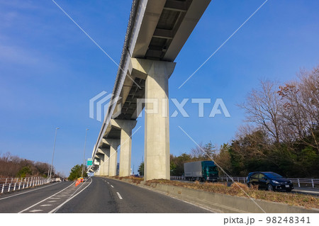 愛知高速交通東部丘陵線 リニモ陶磁資料館南駅 愛知高速交通東部丘陵線 リニモ陶磁資料館南駅 98248341