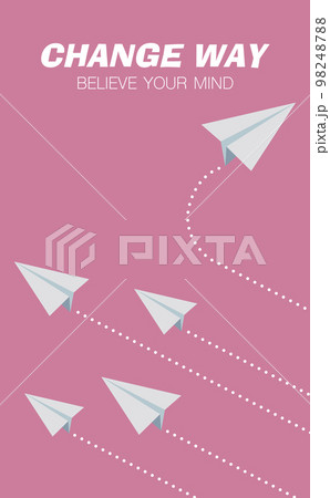 同じ方向に飛んでいる紙飛行機の群れから飛び出した個性豊かな紙飛行機のベクターイラスト 98248788