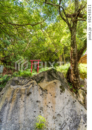 七國神社「小野小町:小野篁に連座してこの地に流された小野良実が本国帰参祈願のため勧請した神社」 七國神社「小野小町:小野篁に連座してこの地に流された小野良実が本国帰参祈願のため勧請した神社」 98248811