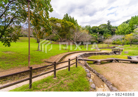 小野泉水公園　(公園内風景)「平安時代の絶世の美女“小野小町”ゆかりの公園」観光名所 98248868