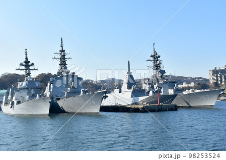 海上自衛隊横須賀基地 護衛艦 海上自衛隊横須賀基地 護衛艦 98253524