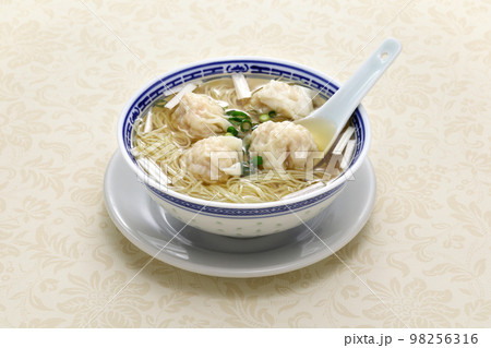 香港式海老ワンタン麺 98256316