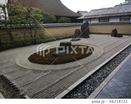 大徳寺瑞峯院 98258721