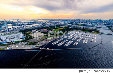 Yumenoshima Marina boats docked in Tokyo, Japan 98259535