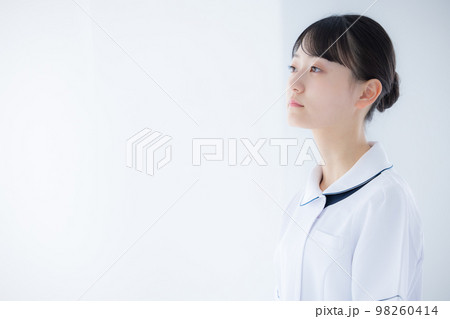 医療 看護師のポートレート 医療 看護師のポートレート 98260414