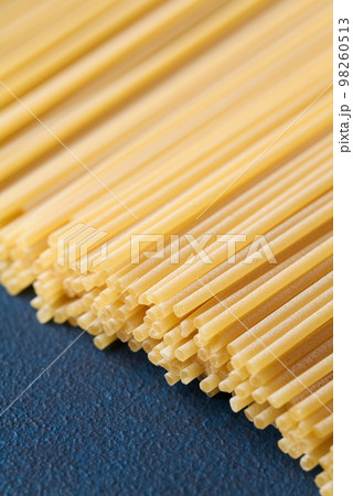 ロングパスタ クローズアップ ロングパスタ クローズアップ 98260513