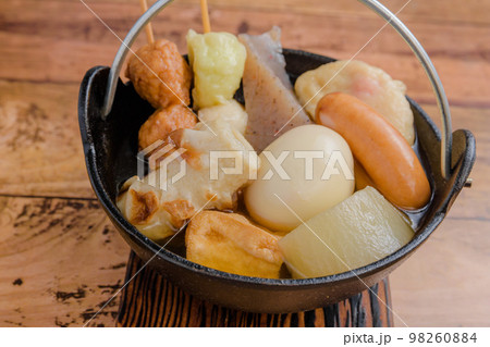 冬の定番　おでん 98260884