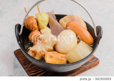 冬の定番　おでん 98260889