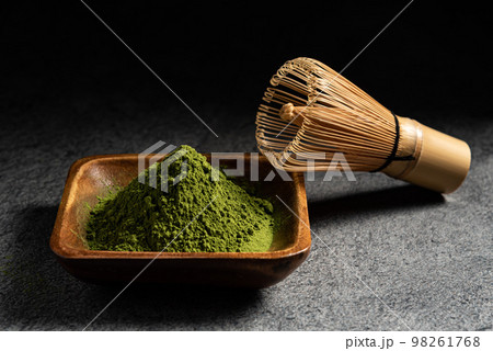 抹茶の粉末 98261768