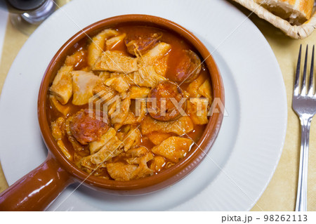 Spanish dish Callos Spanish dish Callos 98262113