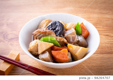 がめ煮を食べる がめ煮を食べる 98264707